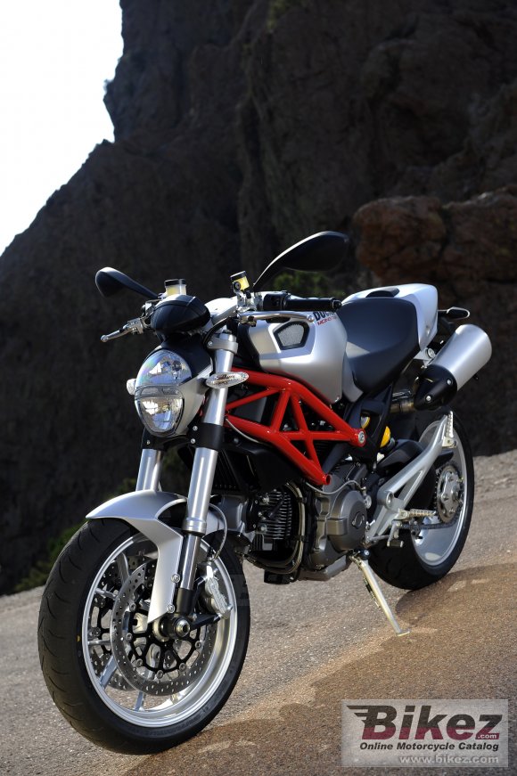 2009 ducati monster 1100 for sale